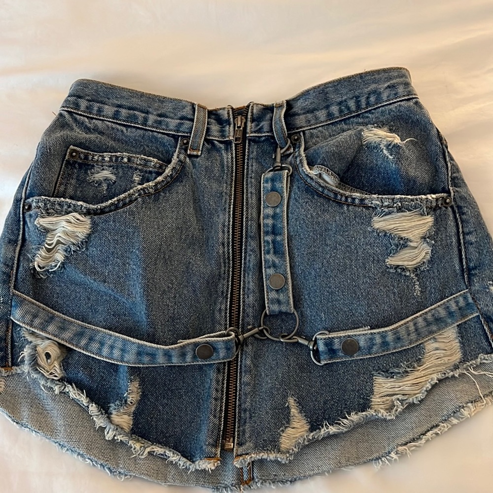 Carmar/LF jean skirt